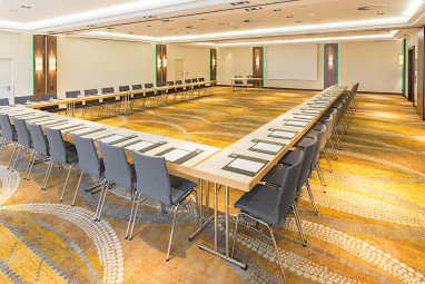 Courtyard by Marriott Düsseldorf Hafen: Sala de conferencia