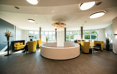 MEDIAN Hotel Hannover Lehrte: Lobby