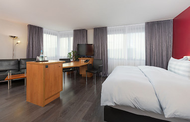 Hotel Wolfsburg Centrum affiliated by Meliá: Room