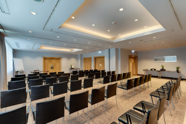 Park Inn by Radisson Berlin Alexanderplatz: Sala de conferencia