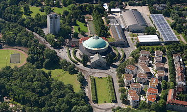 Congress Hotel am Stadtpark: Vue extérieure