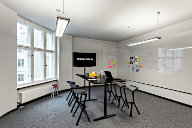 Design Offices Berlin Unter den Linden: Sala de conferencia