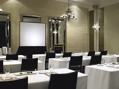 Royce Hotel Melbourne: Sala de conferencia