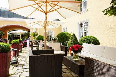 Hotel Gutsgasthof Stangl: Bar/lounge