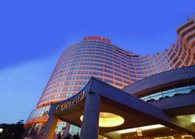 CONRAD ISTANBUL: Vista exterior