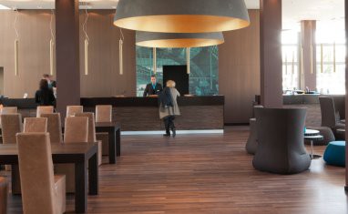 Motel One Berlin-Hauptbahnhof: Hall