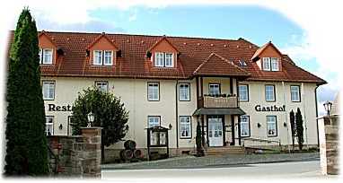 Hotel & Restaurant Zur Kaiserpfalz: Exterior View