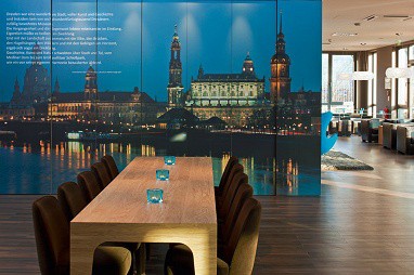 Motel One Dresden-Palaisplatz: Accueil