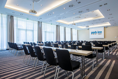 Park Inn by Radisson Linz: Salle de réunion