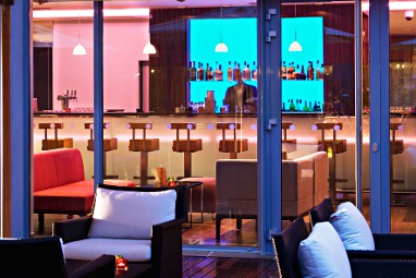 Radisson Blu Hotel Toulouse Airport: Bar/lounge