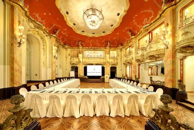 Grand Hotel Bohemia: Salle de réunion