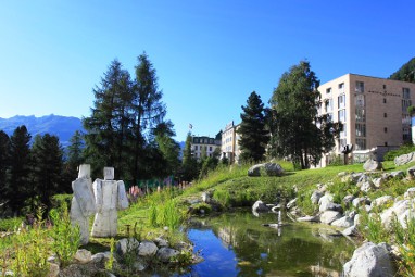 Hotel Saratz: Vue extérieure