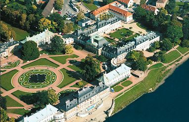 Schloss Hotel Dresden-Pillnitz: Vista exterior