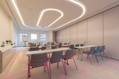 Park Inn by Radisson Amsterdam City West: Tagungsraum