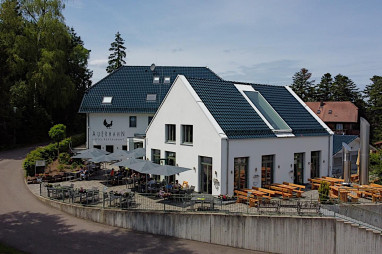 Hotel Restaurant Auerhahn: Außenansicht