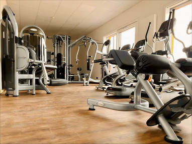 Burgau-Hotel Sonnenhof: Gimnasio