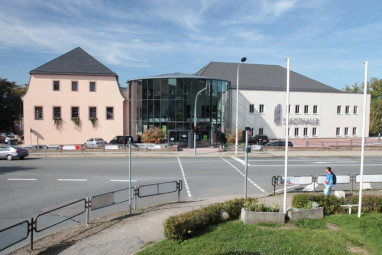 Stadthalle Limbach-Oberfrohna: Außenansicht