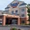 Fairfield Inn and Suites by Marriott Youngstown Austintown