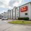 Econo Lodge Inn and Suites